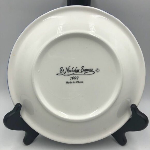 Vintage St. Nicholas Square Ceramic Set of 4 Plates 1999 Reindeer Christmas - Picture 5 of 11